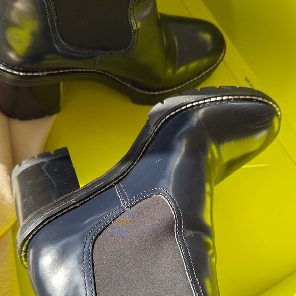 Tory Burch Elegant Black Knee-High Women's Boots - Picture 11 of 11